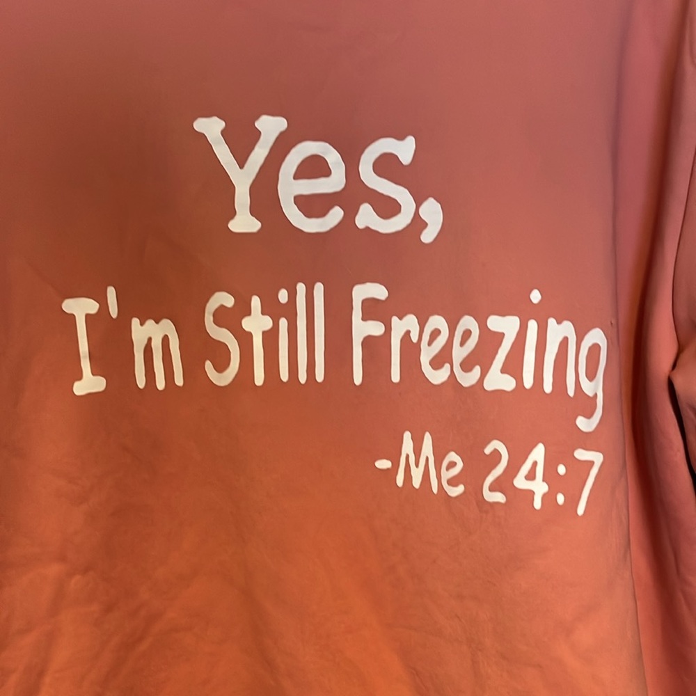 Women’s light weight sweatshirt with fleece lining.